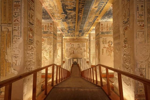 Luxor Premium Minibus Tour (Minibus, up to 8 seats) - Photo 9
