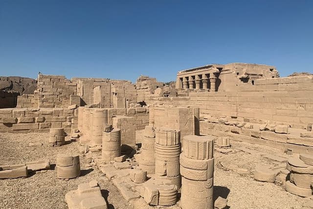 Abydos & Dendera Private Car Tour (Private Car, up to 3 persons) - Photo 8