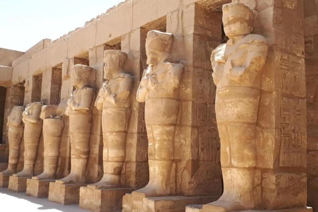 Luxor Golden Bus Tour (Large Group Bus, up to 50 seats) - Photo 3