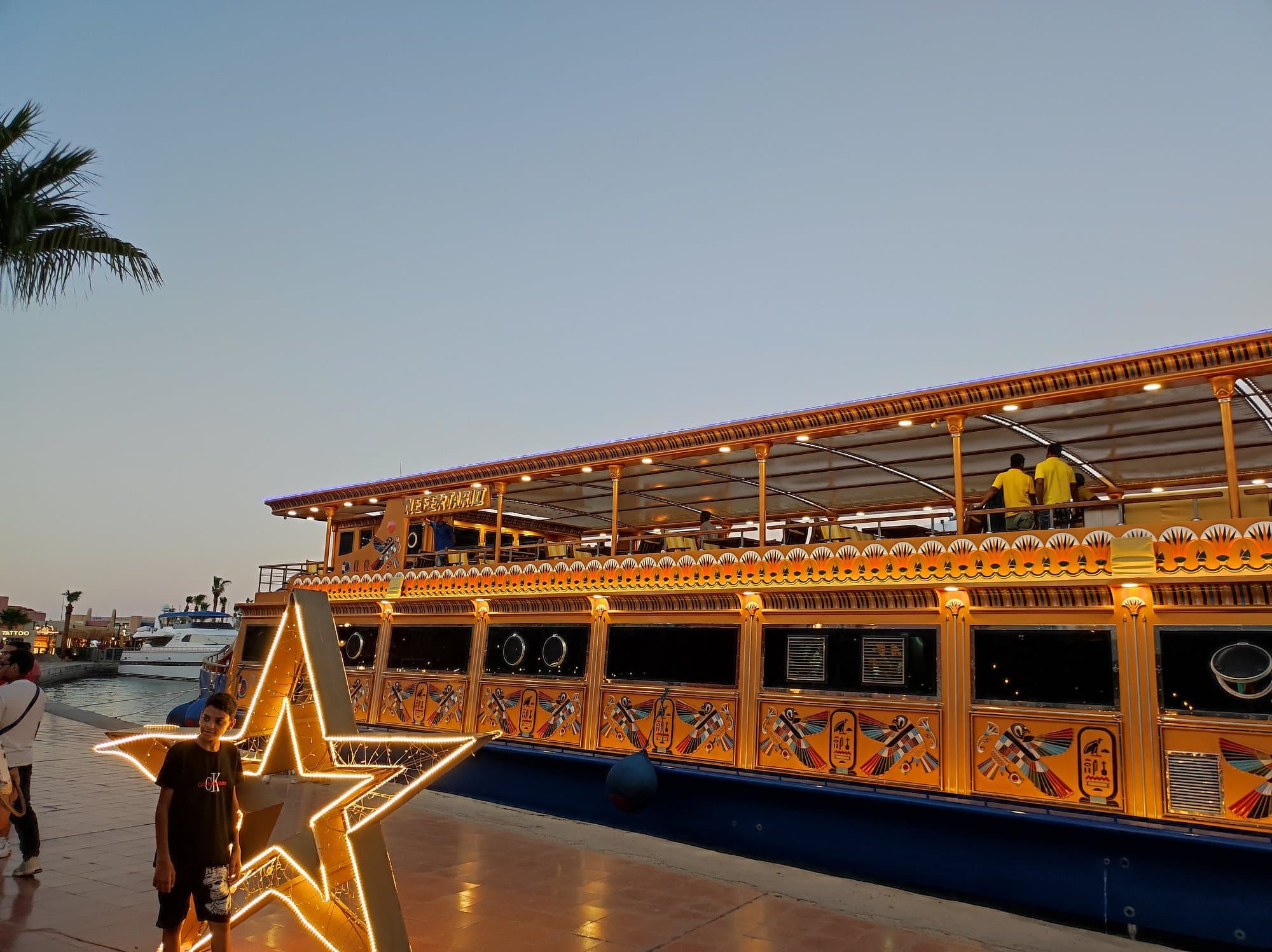 Nefertari Luxury Sea Trip: Submarine, Snorkeling & Dinner - 1